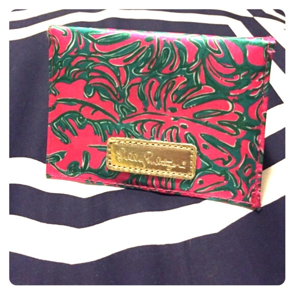 Lilly Pulitzer Card Holder NWOT